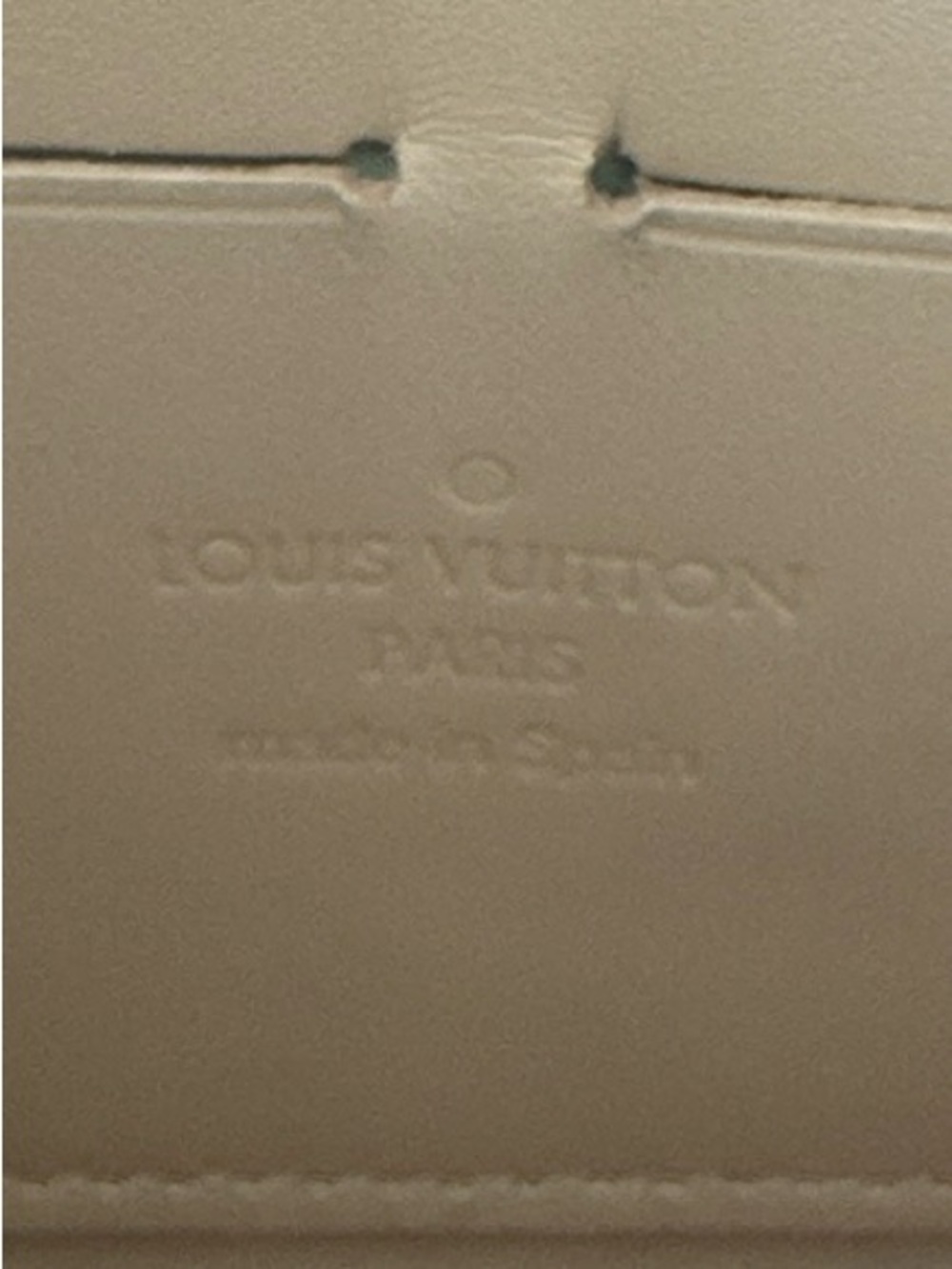 Louis Vuitton Vernis Zippy Wallet - Nude/Beige w/ COA - Picture 12 of 14